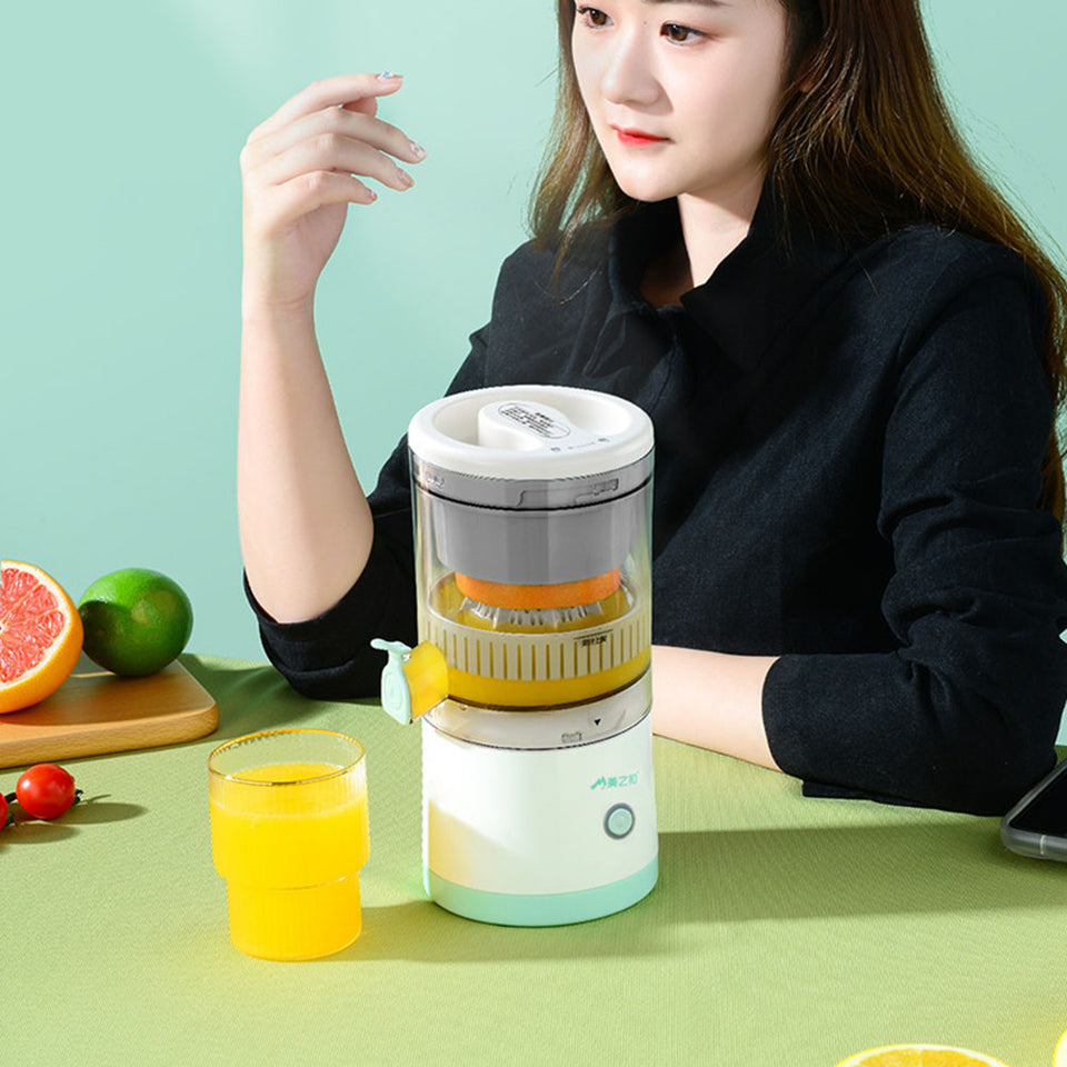 Multifunctional Portable Orange Juicer